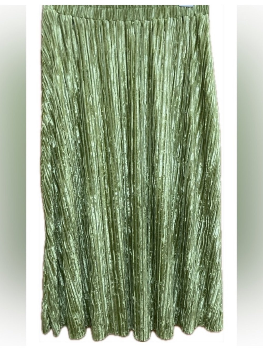 Crushed velvet pleated midi
